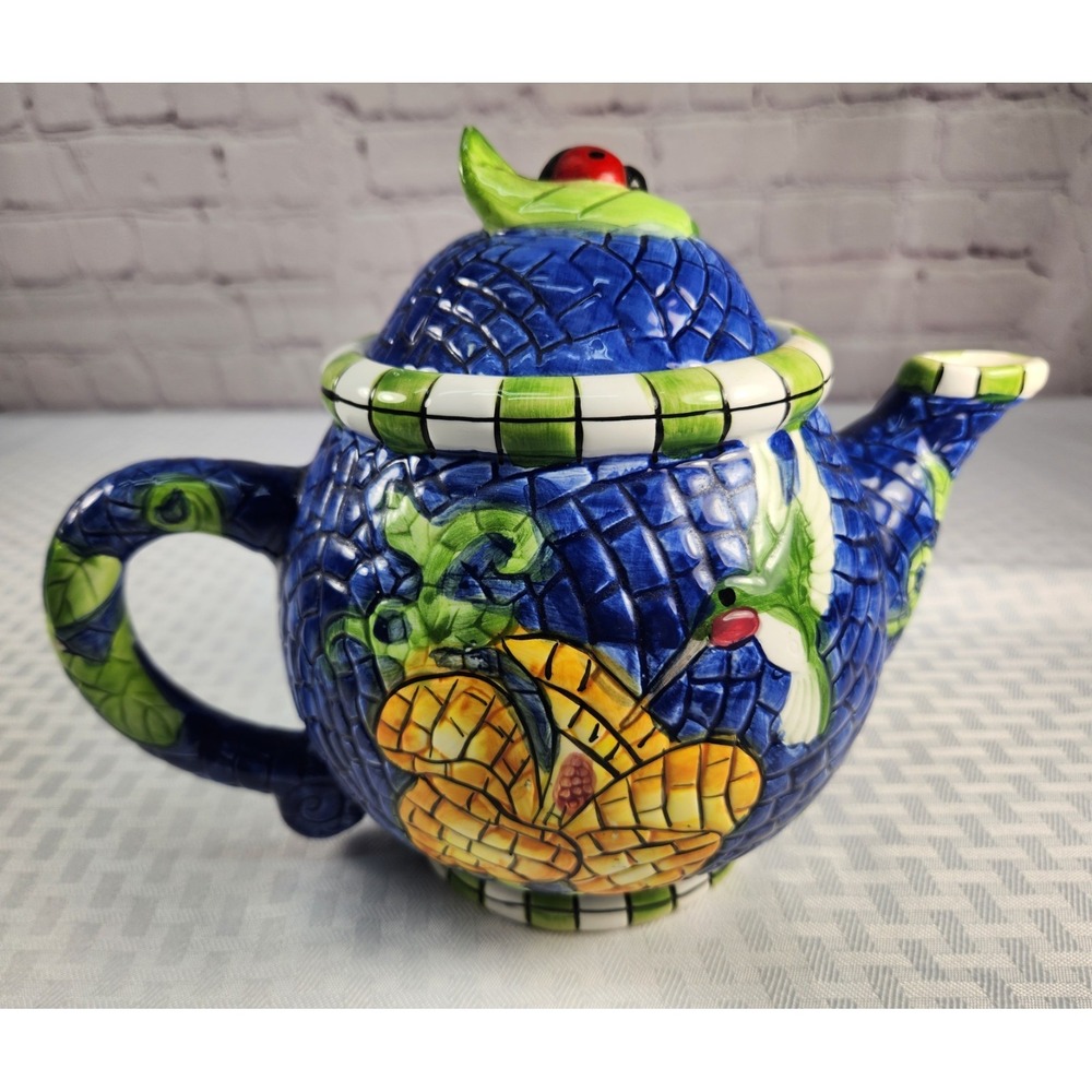 VERA WANGS Ceramic Floral Bee Teapot w/ Lid Handle, Blue Green Yellow, 2 Cup